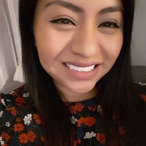 Meet your Posher, Ana